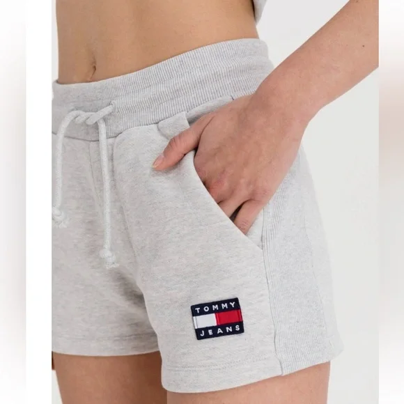 Tommy Hilfiger Women's Heather Gray Athletic Shorts - Picture 5 of 13